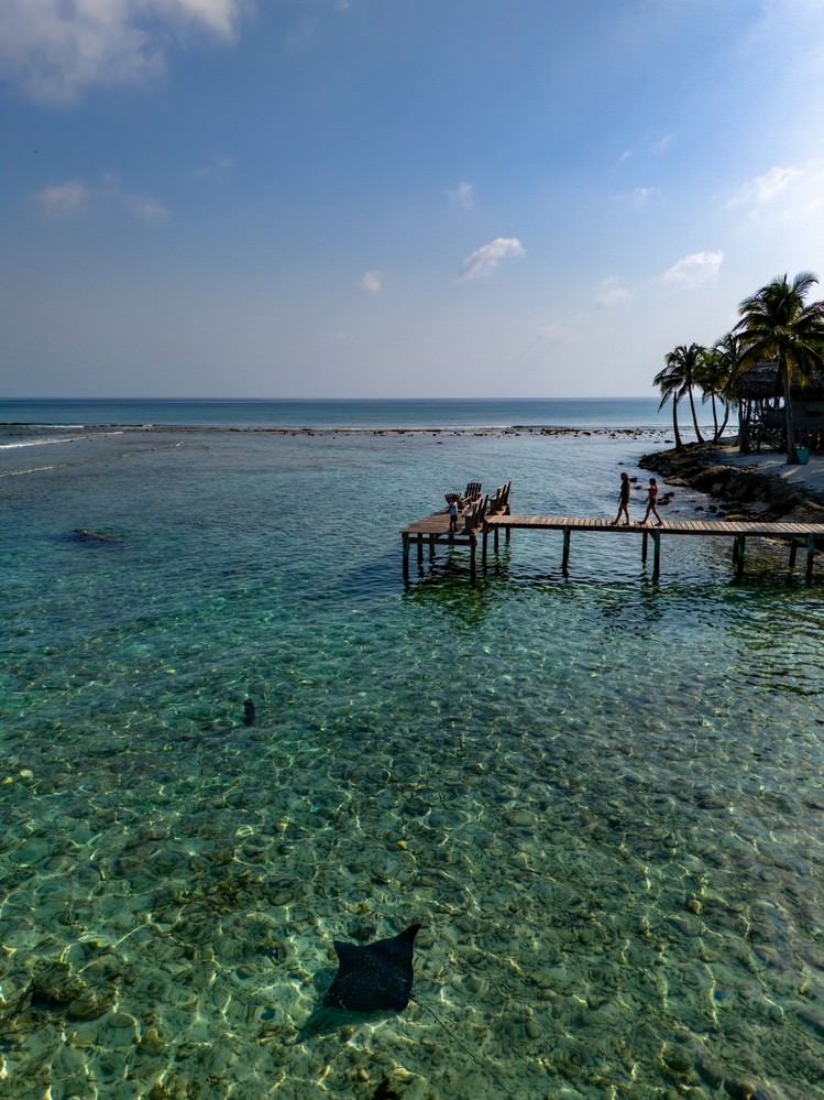 About Belize Glovers Reef Atoll